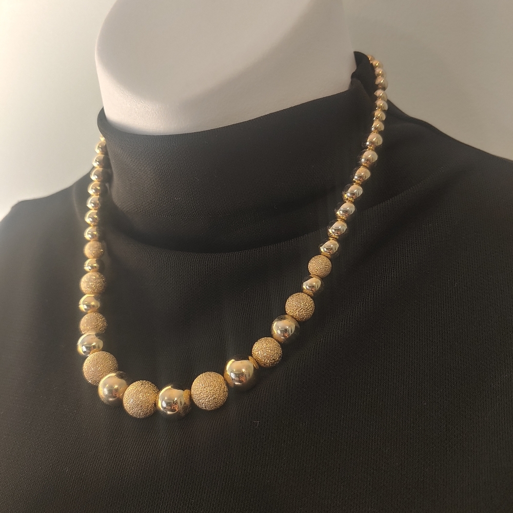 Gold Tone Beaded Necklace
